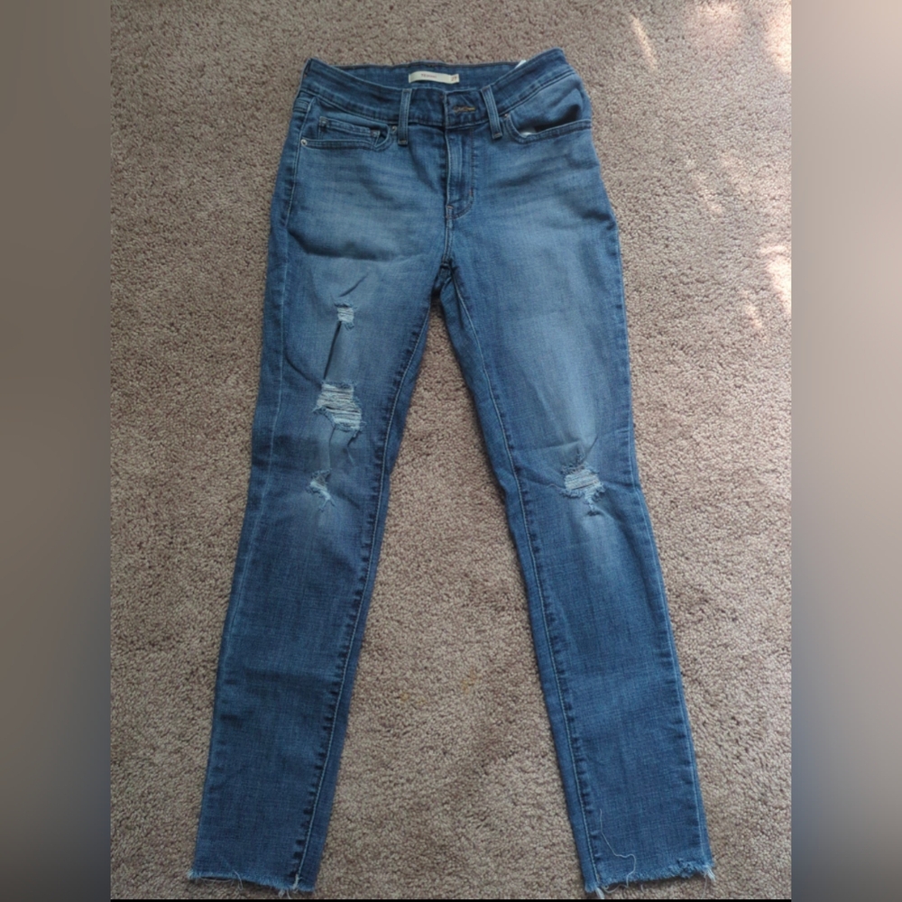 Levi's 711 Skinny